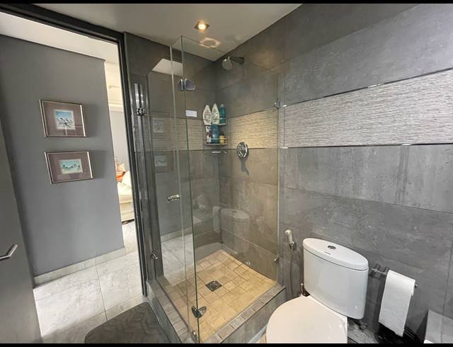 2 BEDROOM APARTMENT FOR SALE IN POINT WATERFRONT